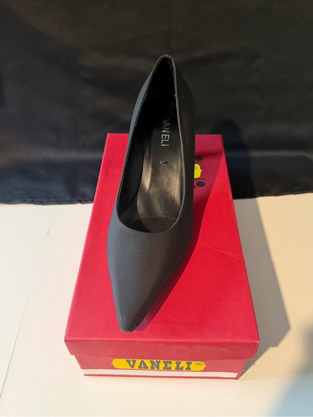 Vaneli Black Pointed-Toe Pump